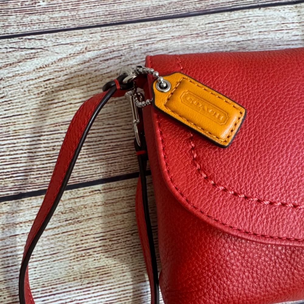 Coach Coral Wristlet Clutch - Picture 2 of 4